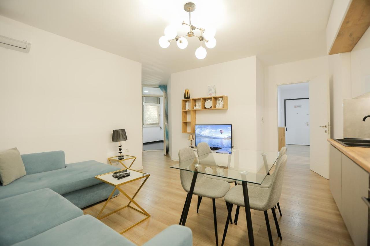 Miku Apartment-Premium 2Bd At Wilson Square Tirana Exterior foto