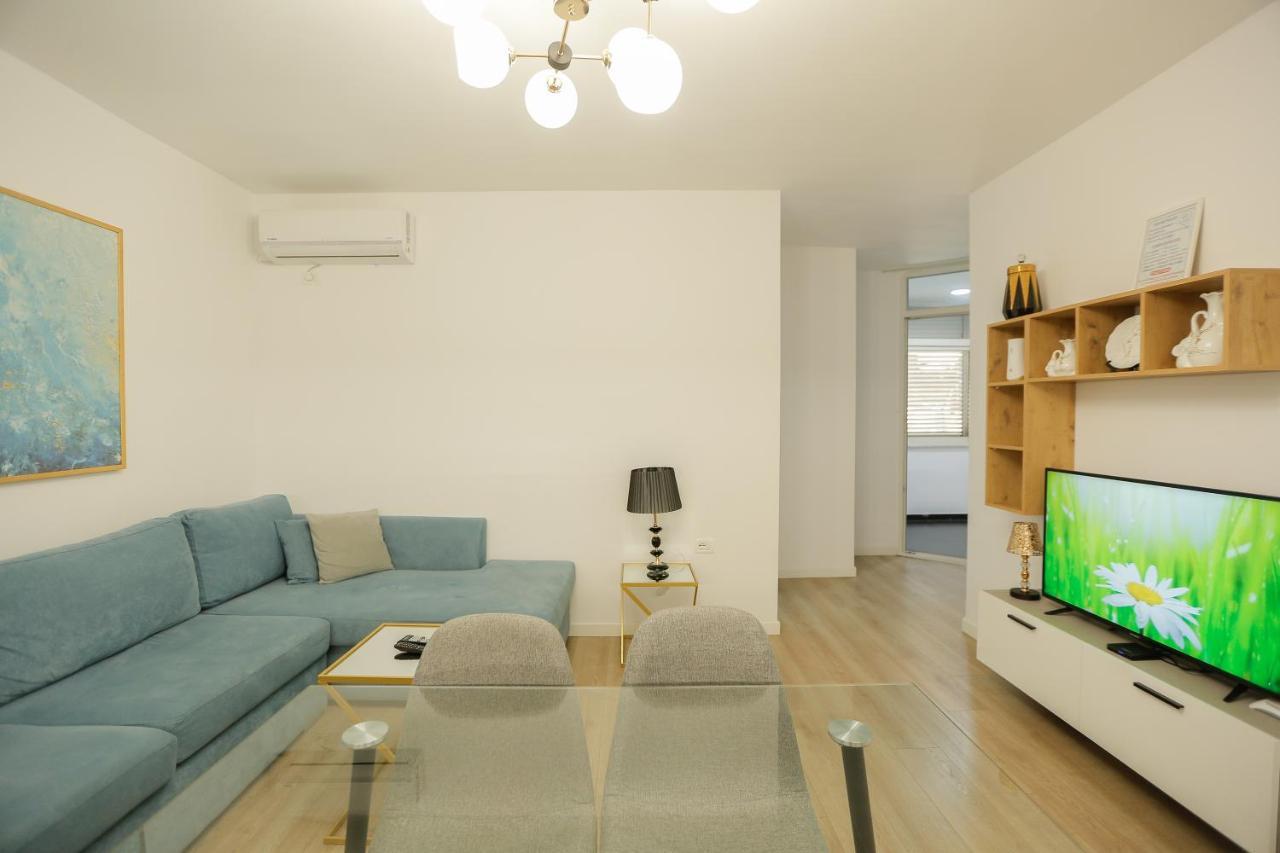 Miku Apartment-Premium 2Bd At Wilson Square Tirana Exterior foto